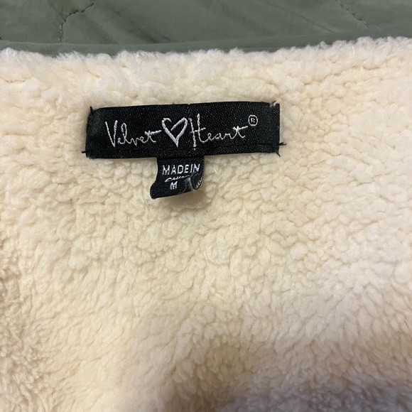 Velvet Heart Quilted Puffer Jacket - Gray - Picture 5 of 8